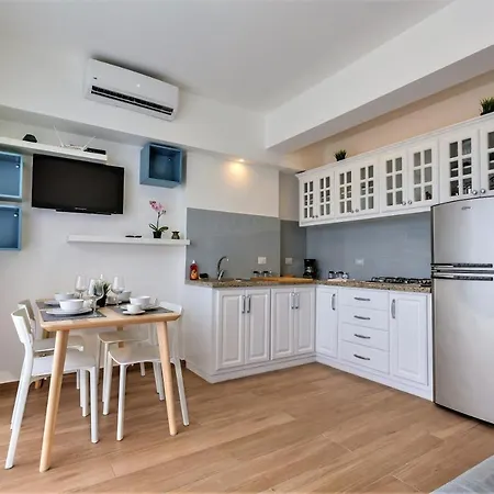 Ducassi Suite